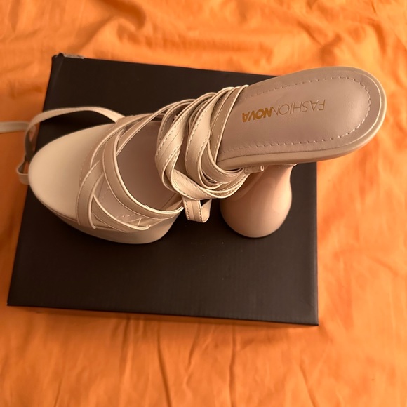 Feelings For You Extreme Platform Heels - Off White - Picture 4 of 5